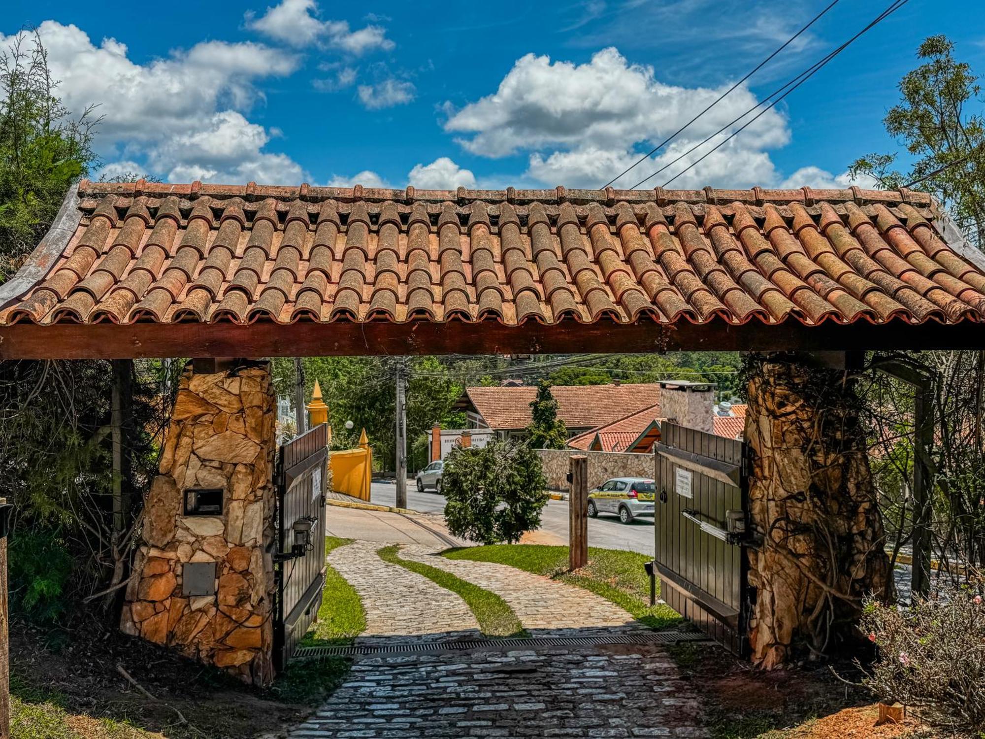 Estalagem Mansão Edelweiss 2*