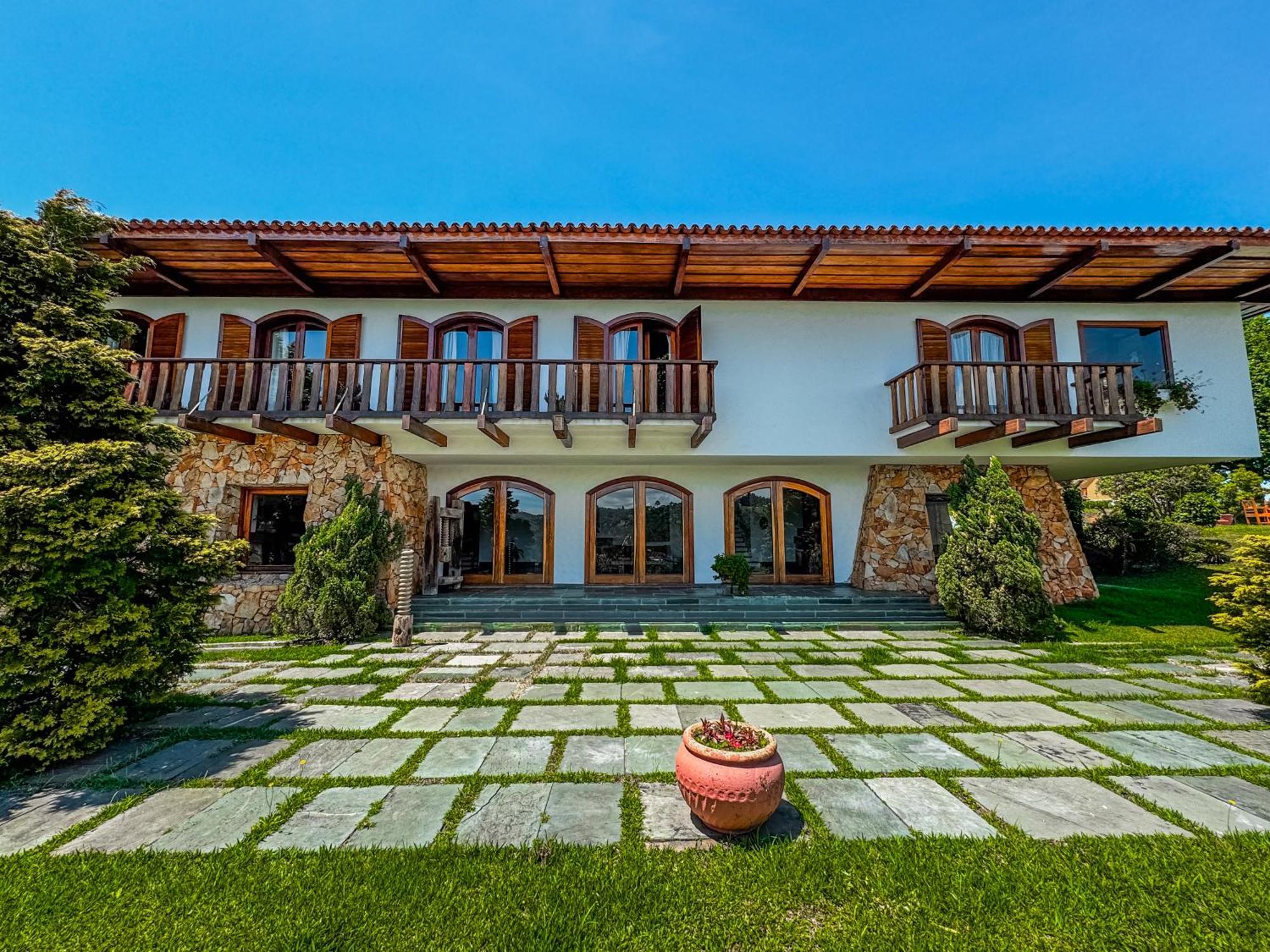 賓館 Mansao Nacional Inn Campos do Jordão